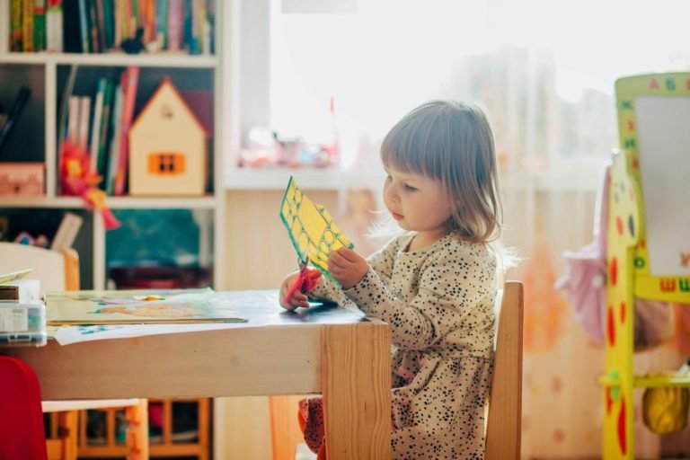  Lernspiele im Kindergarten: kreative Ideen für spielerische Bildung Motiv 